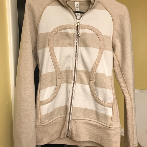 Only worn once! Zip-Up Hooded Sweatshirt - Picture 4 of 4